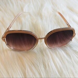 NWT Jessica Simpson Oversized square Sunglasses Rose Gold/Blush pink.